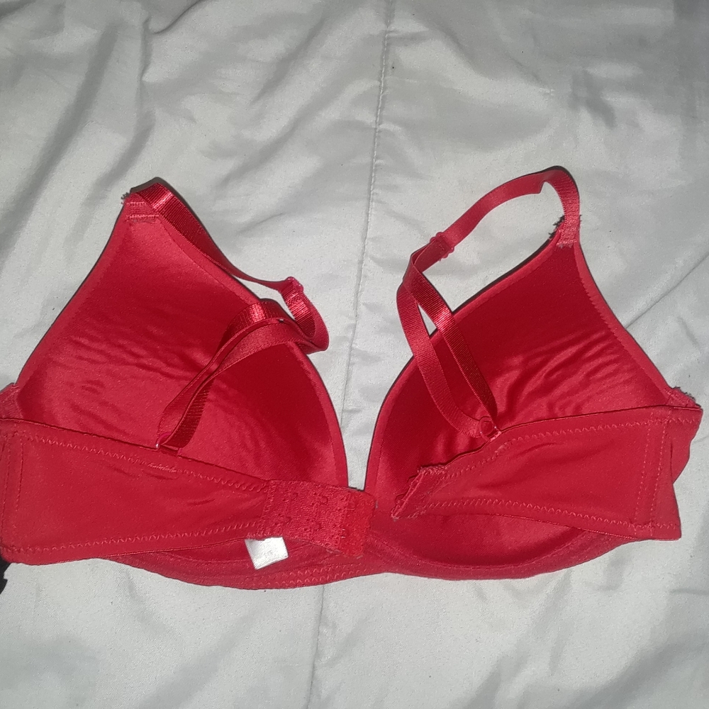 Bra - Picture 2 of 3